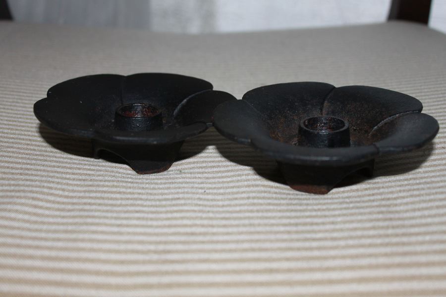 Japanese Metal Candle Stands [Photo 2]