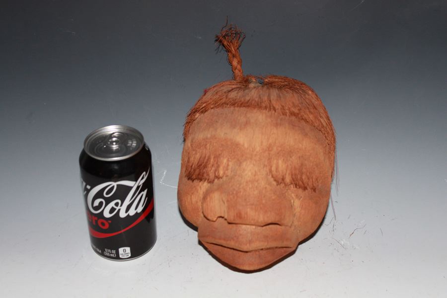 Vintage Carved Coconut Head [Photo 2]