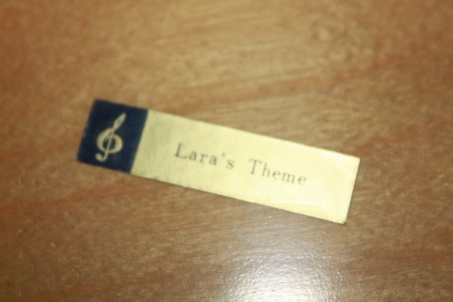 Italian Wooden Inlay Jewelry Music Box With Key Sorrento Plays Lara's Themed Footed [Photo 7]