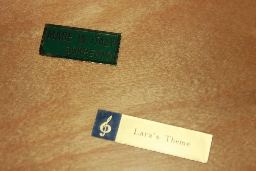 Italian Wooden Inlay Jewelry Music Box With Key Sorrento Plays Lara's Themed Footed [Photo 5]