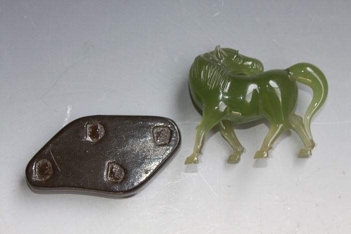 Vintage Finely Carved Jade Horse On Custom Wood Stand [Photo 4]