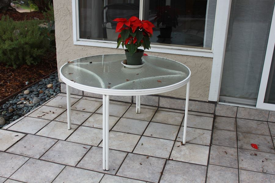 Outdoor Metal Patio Table With Glass Top