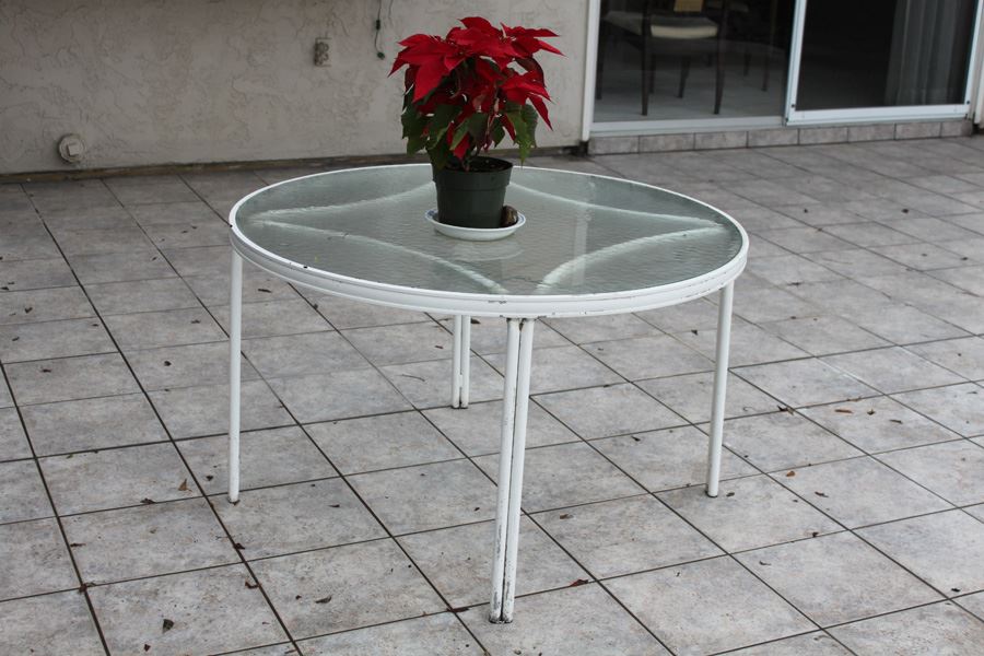 Outdoor Metal Patio Table With Glass Top [Photo 8]
