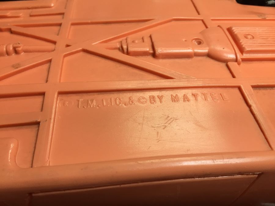 Vintage Pink Barbie Car Austin Healey (Steering Wheel Needs Repair) And 22' White Ferrari Car [Photo 9]