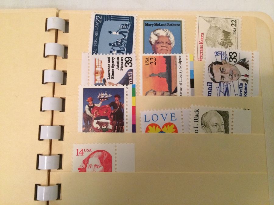 Stamp Book containing various Stamps [Photo 4]