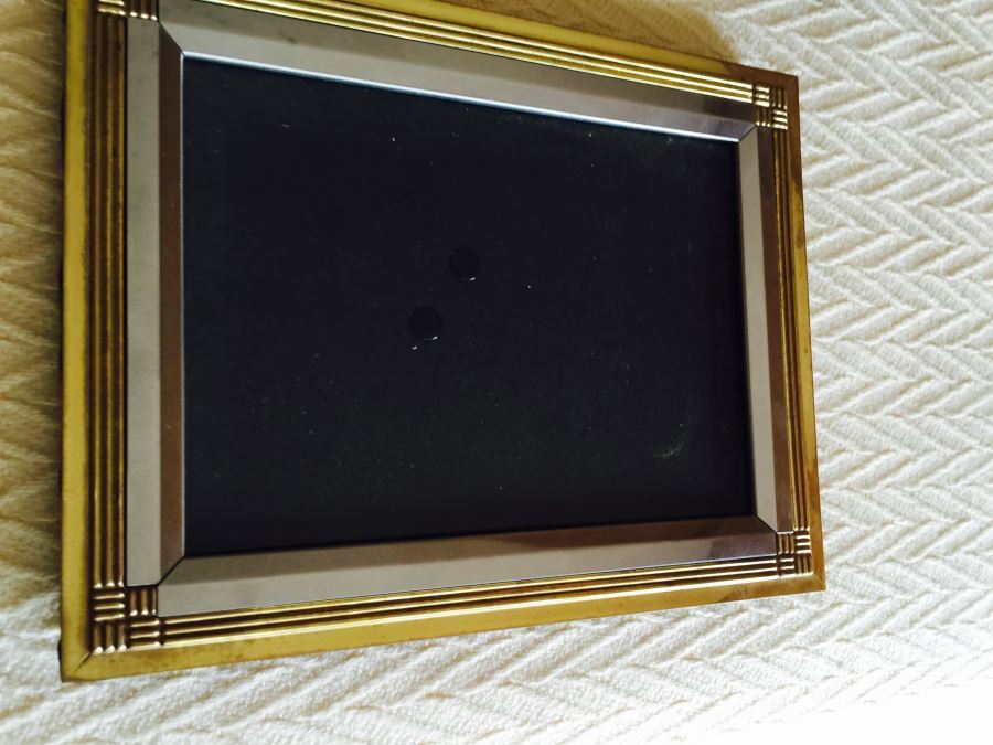 Pictures, Box, Music Box & Book Lot [Photo 6]