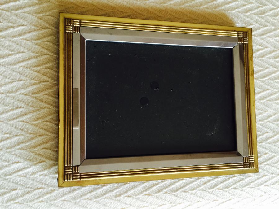 Pictures, Box, Music Box & Book Lot [Photo 7]