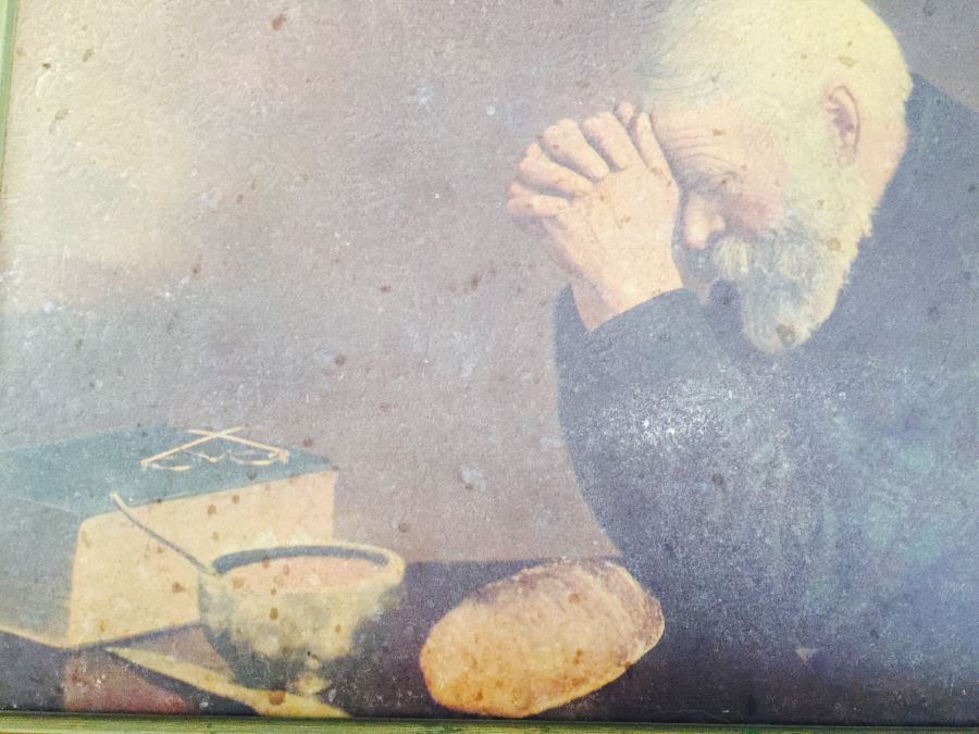 Pictures, Box, Music Box & Book Lot [Photo 22]