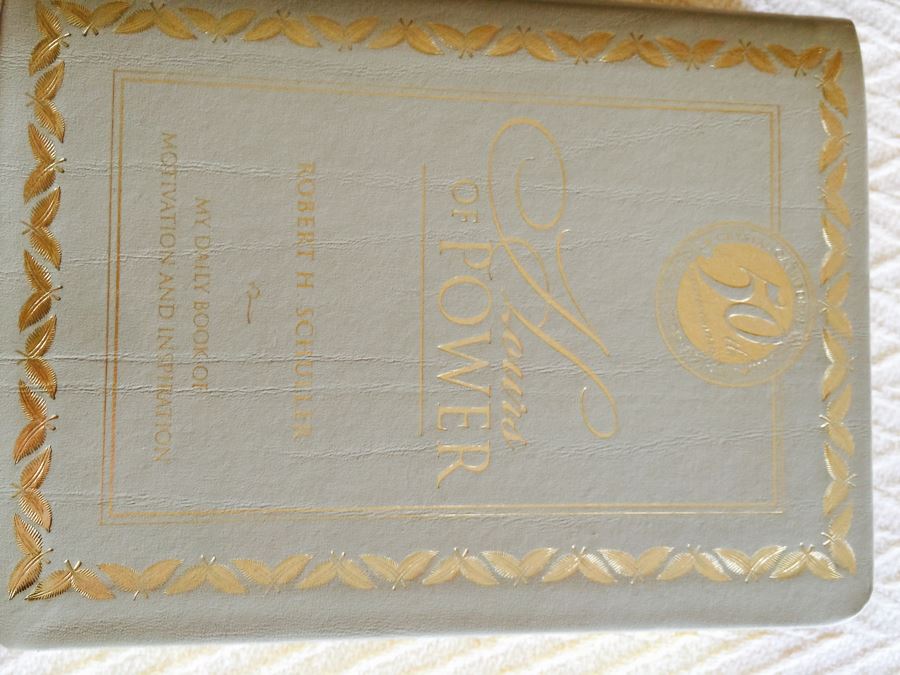 Pictures, Box, Music Box & Book Lot [Photo 10]