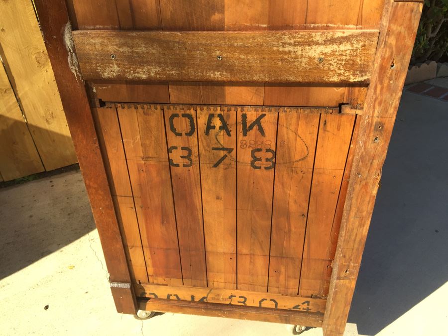 Antique Oak Case Cabinet By Grand Rapids Show Case Co - Perfect For Retail Or Home [Photo 21]
