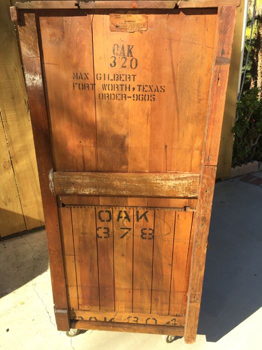 Antique Oak Case Cabinet By Grand Rapids Show Case Co - Perfect For Retail Or Home [Photo 3]