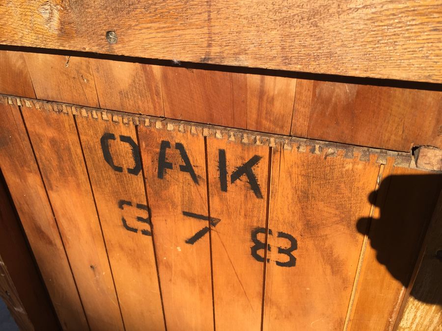 Antique Oak Case Cabinet By Grand Rapids Show Case Co - Perfect For Retail Or Home [Photo 6]