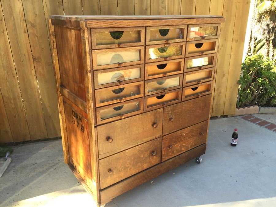 Antique Oak Case Cabinet By Grand Rapids Show Case Co - Perfect For Retail Or Home