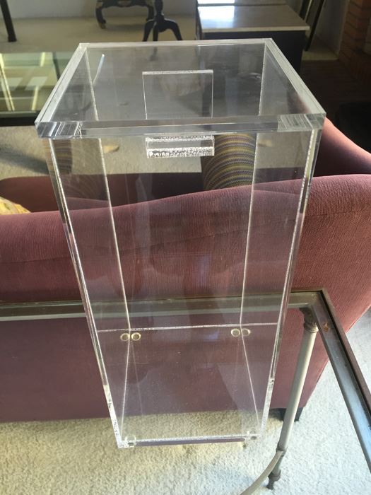 Lucite Display Case [Photo 2]