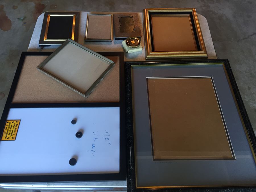 Picture Frame Lot [Photo 1]