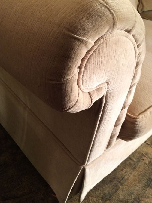 8' Couch - Cream Color [Photo 6]