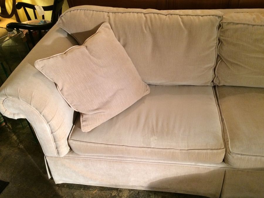 8' Couch - Cream Color [Photo 3]
