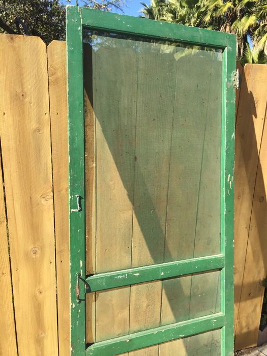 Vintage Green Door [Photo 5]