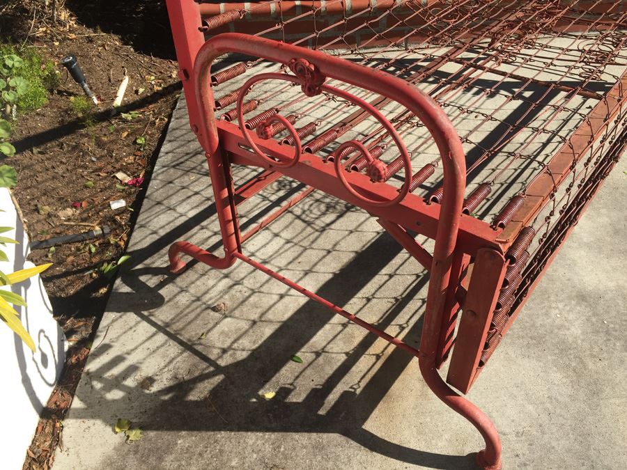 Vintage Red Metal Sofa Missing Cushions Great Patina [Photo 5]
