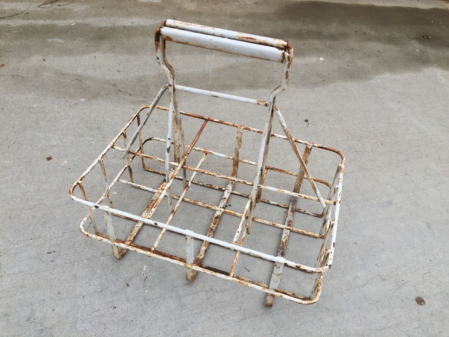 Vintage Metal Milk Bottle Carrier [Photo 1]