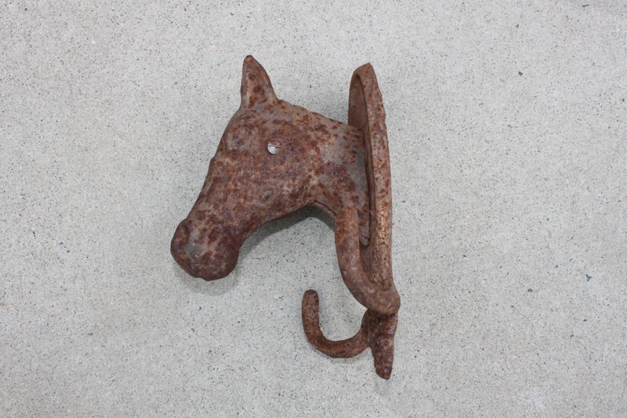 Vintage Horse Head Wall Mounted Coat Hanger [Photo 3]