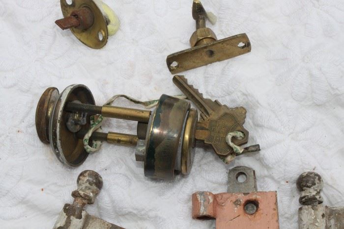 Hinge And Door Knob Lot [Photo 6]