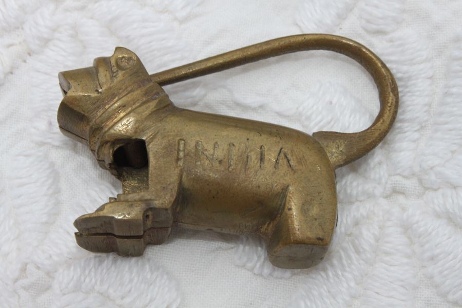 Metal Sculpture And Unique Brass Animal Lock [Photo 5]