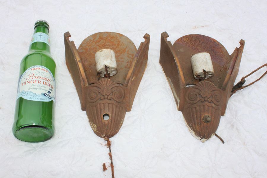 Vintage Metal Light Fixtures [Photo 1]