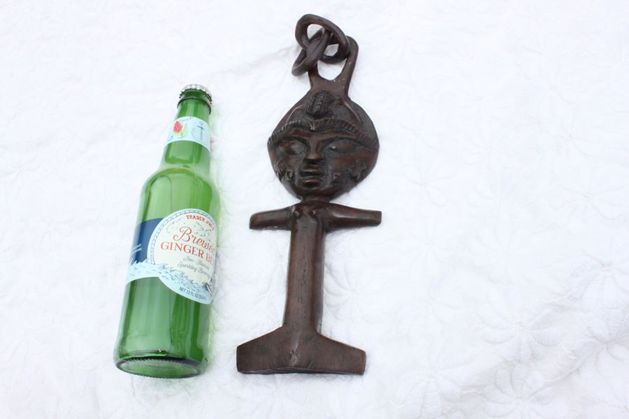 Carved Wooden Figure [Photo 4]