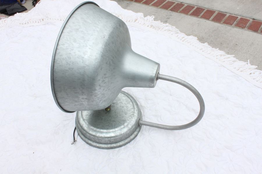 Galvanized Metal Light Fixture [Photo 4]