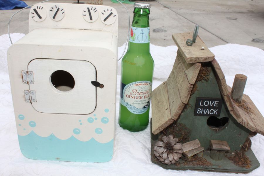 Pair Of Bird Houses [Photo 4]