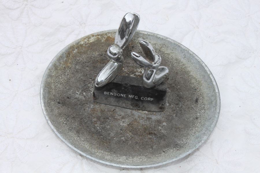 Vintage Chrome Pelican Ashtray [Photo 1]