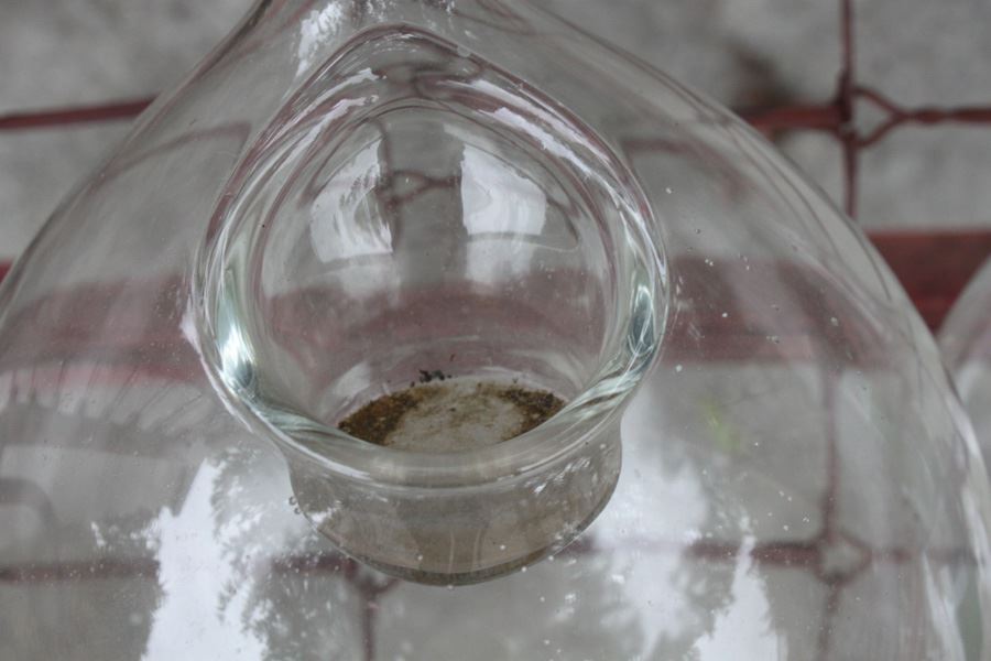 Pair Of Hand Blown Glass Balls [Photo 3]