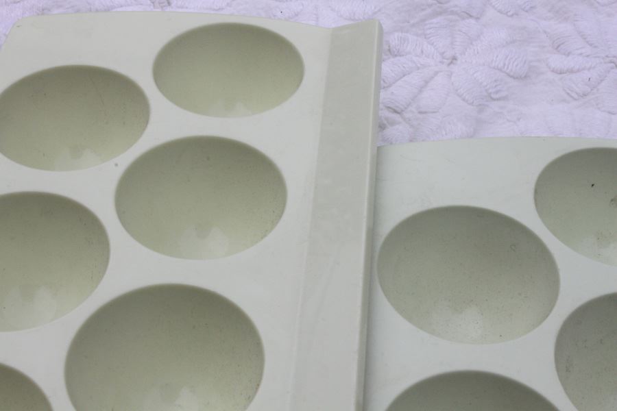 Vintage Round Ice Cube Tray Mold [Photo 4]