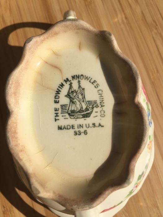 Vintage China Serving Pieces Note Chips [Photo 11]