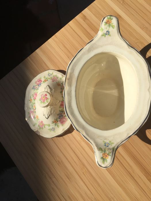 Vintage China Serving Pieces Note Chips [Photo 8]