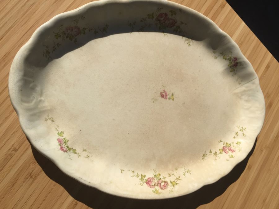 Vintage China Serving Pieces Note Chips [Photo 25]