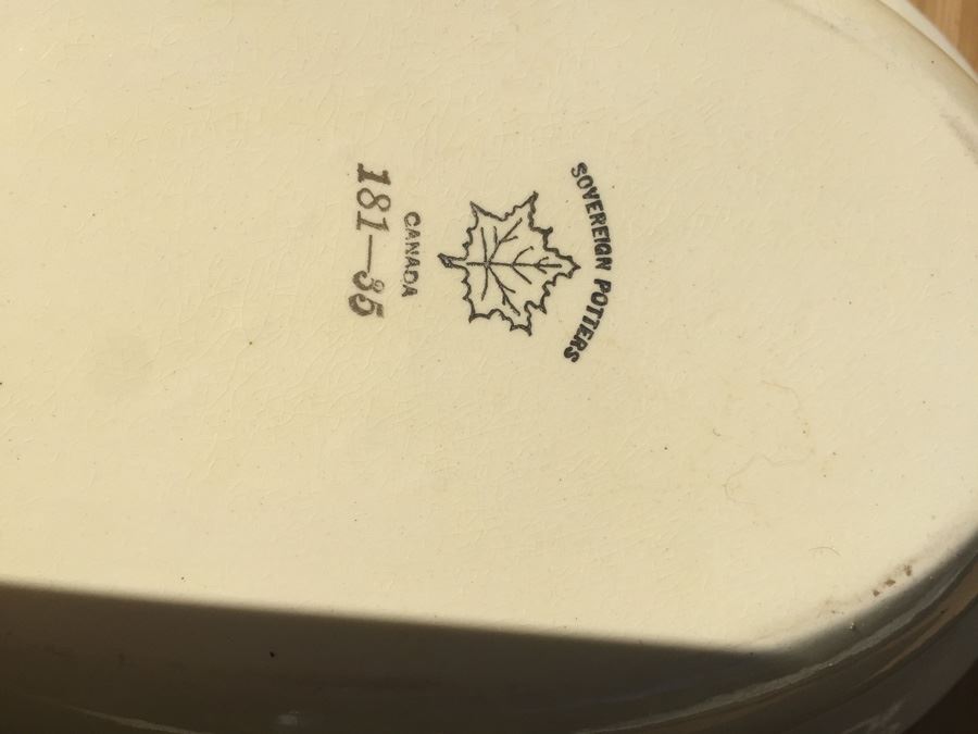 Vintage China Serving Pieces Note Chips [Photo 19]