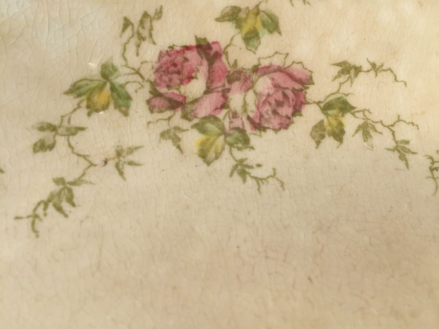 Vintage China Serving Pieces Note Chips [Photo 26]