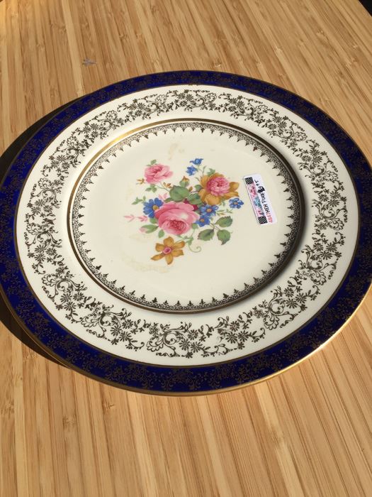 Vintage Plate Lot [Photo 15]