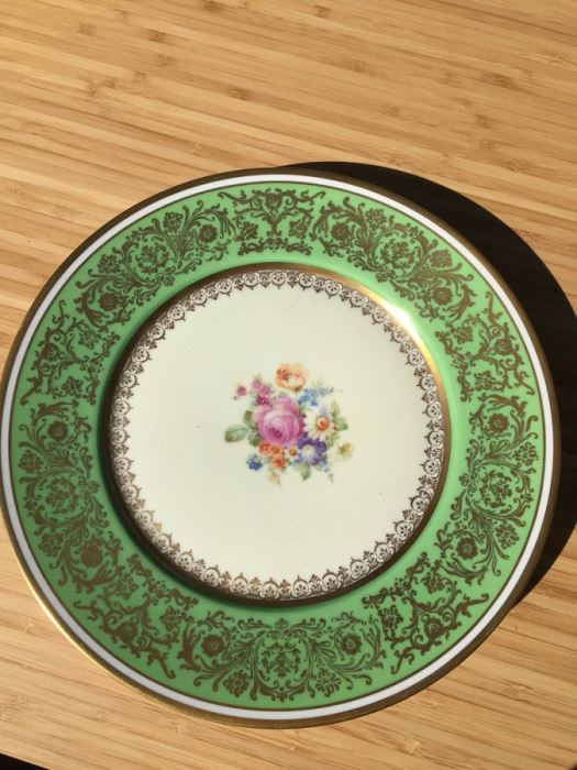 Vintage Plate Lot [Photo 18]