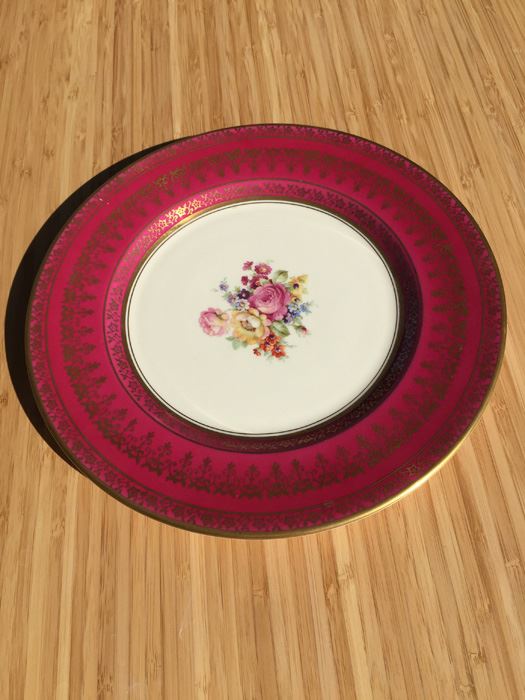 Vintage Plate Lot [Photo 10]