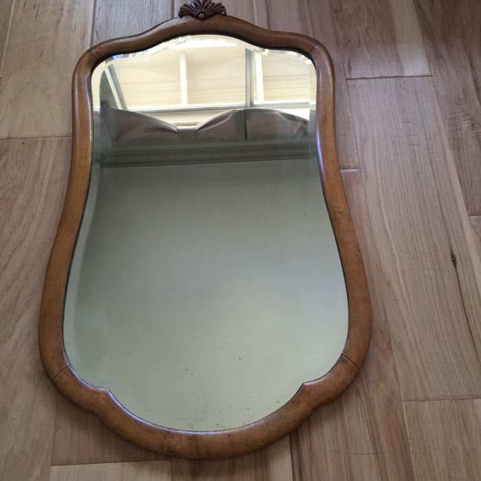 Vintage Wood Mirror [Photo 5]