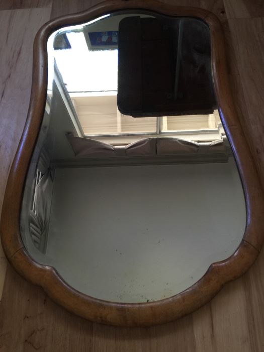 Vintage Wood Mirror [Photo 4]