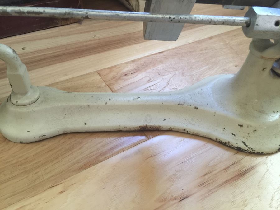 Vintage Baby Scale [Photo 7]