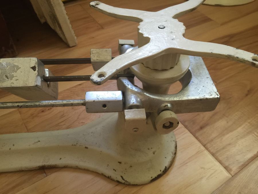 Vintage Baby Scale [Photo 6]