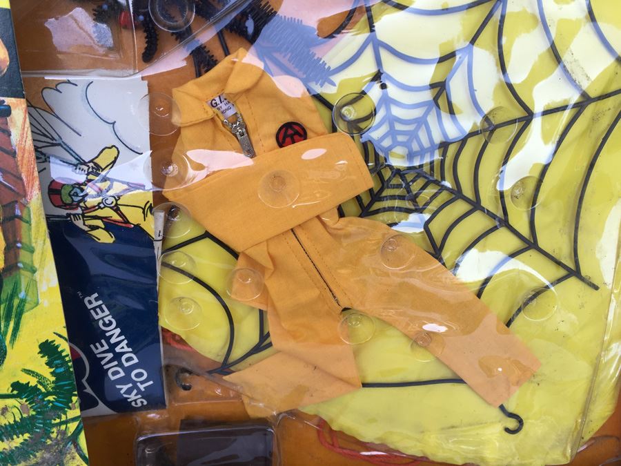 GI Joe Sky Dive To Danger In Original Box 1975 Hasbro [Photo 3]