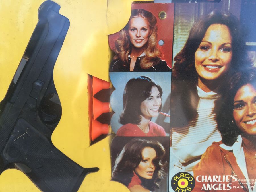 Pair Of Charlie's Angels Target Sets Sealed In Box Placo Toys Vintage 1977 [Photo 10]