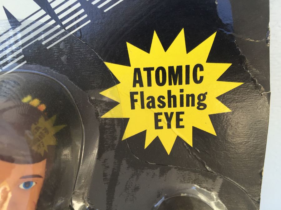 GI Joe Mike Power Atomic Man With Atomic Flashing Eye New On Card Vintage 1975 [Photo 4]