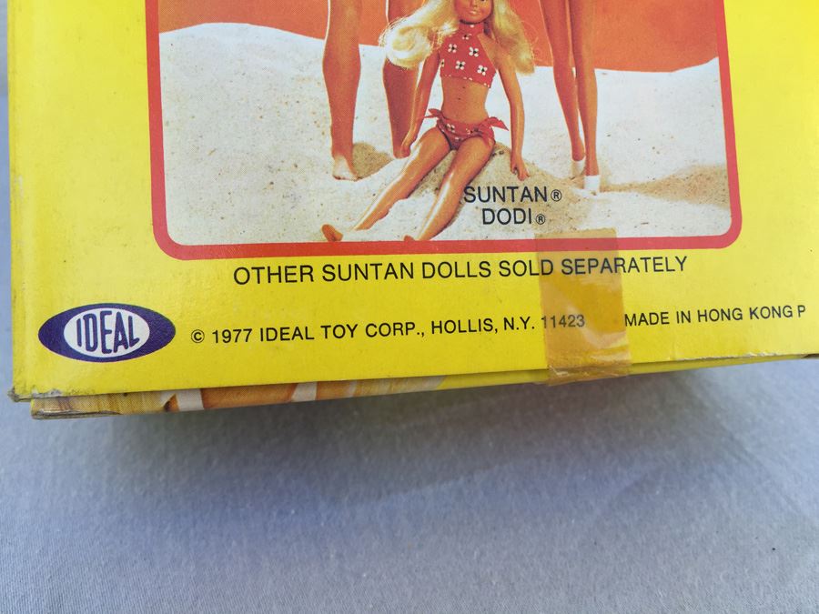Suntan Tuesday Taylor Doll By Ideal New In Box Vintage 1977 [Photo 12]